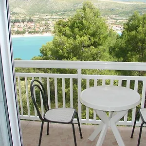 Mara , Trogir Horvátország